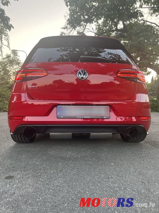2020' Volkswagen Golf 7 Gti photo #2