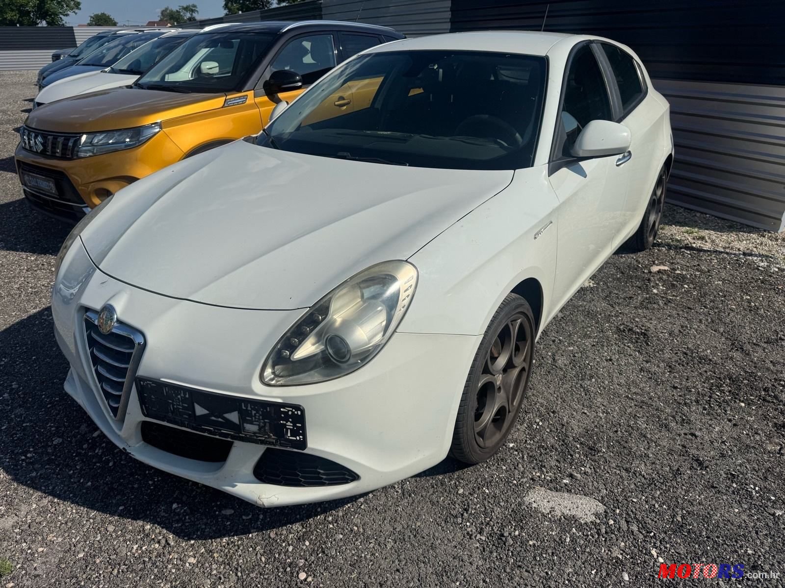 2010' Alfa Romeo Giulietta 2,0 photo #5