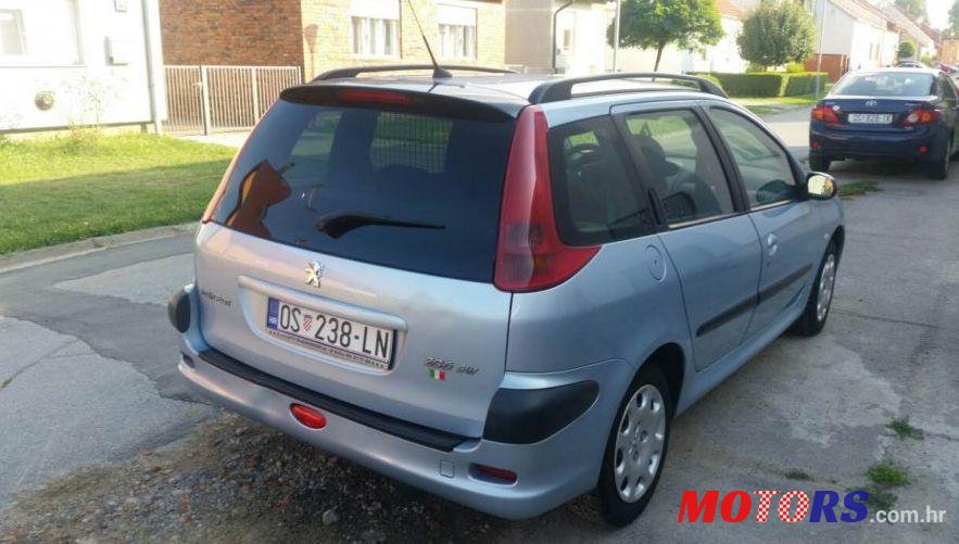 2004' Peugeot 206 Break photo #1