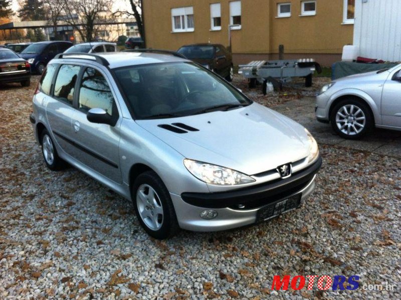 2004' Peugeot 206 206 1,4 Hdi photo #3