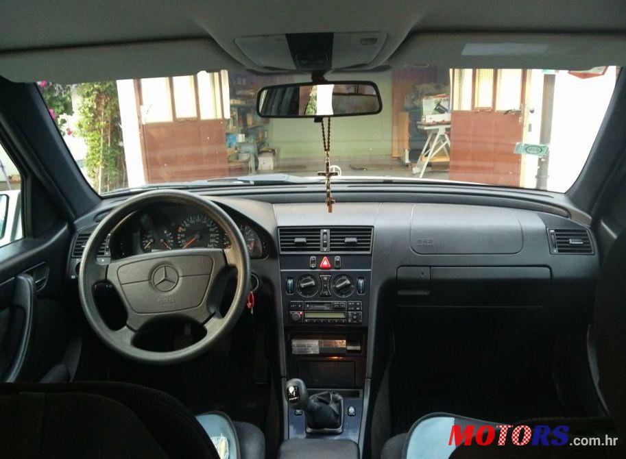 1997' Mercedes-Benz C-Klasa 180-Esprit photo #1