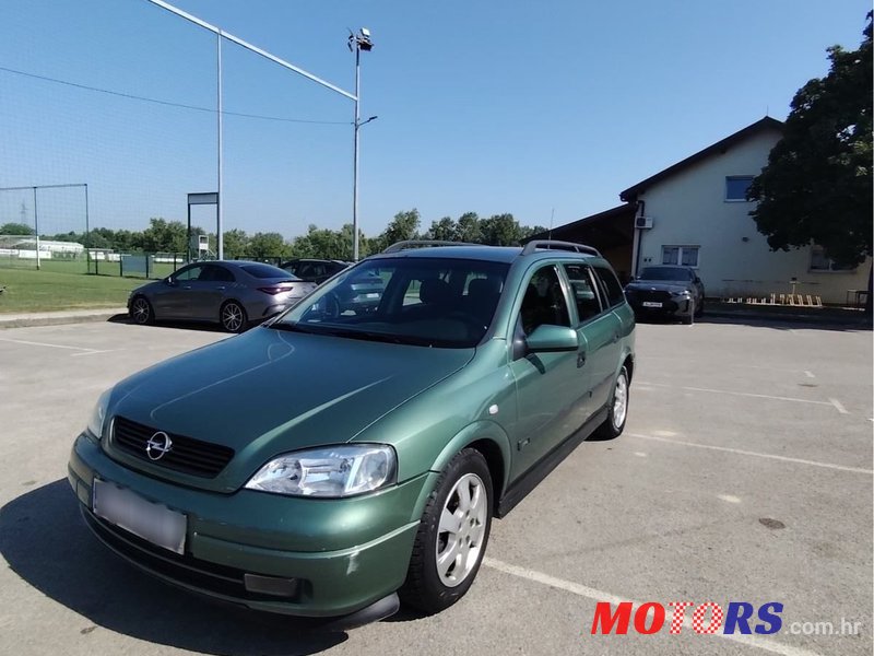 2001' Opel Astra Karavan photo #1