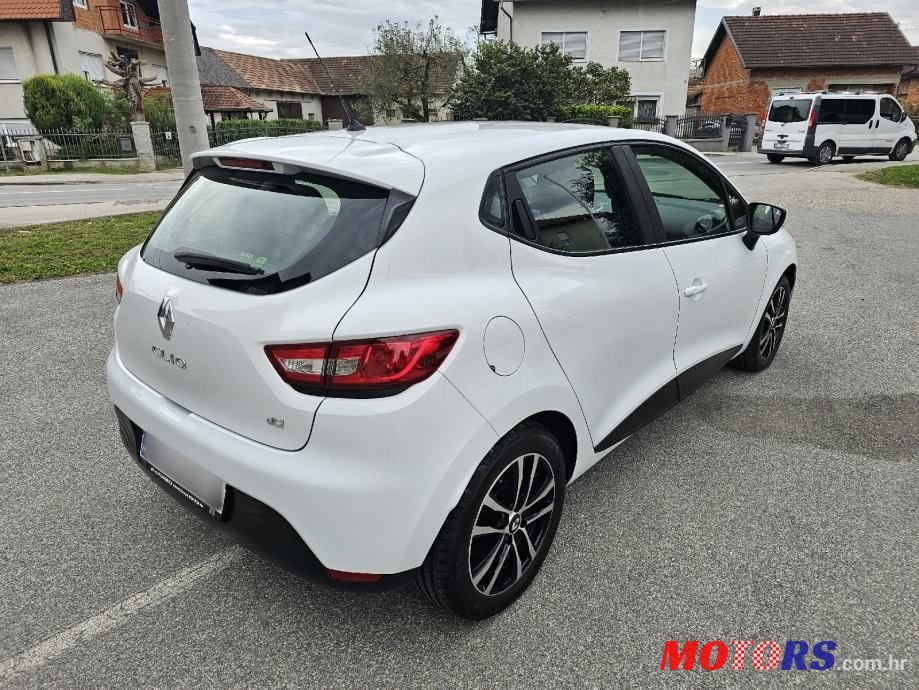 2015' Renault Clio 1.5 Dci photo #3