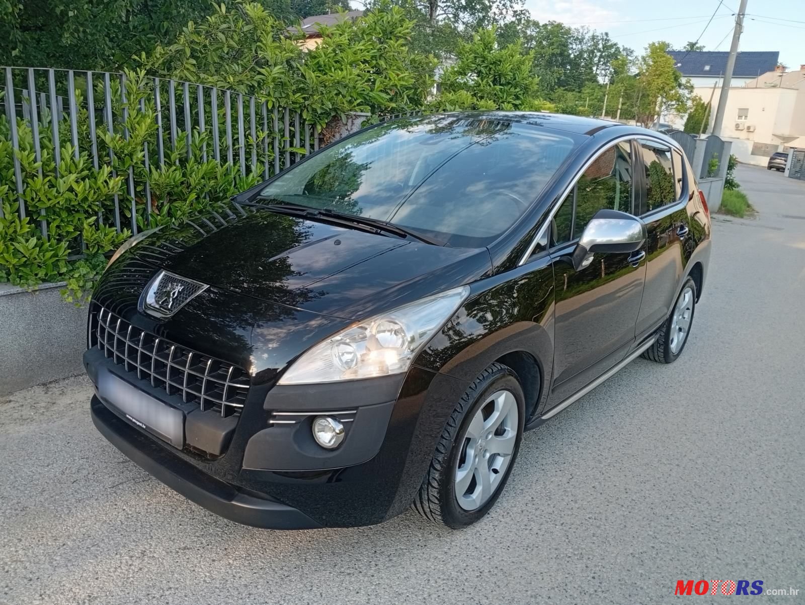 2013' Peugeot 3008 1,6 Hdi photo #1