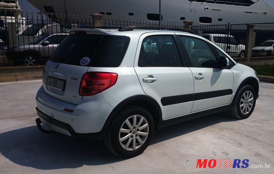 2012' Suzuki SX4 1,6 Gs photo #1