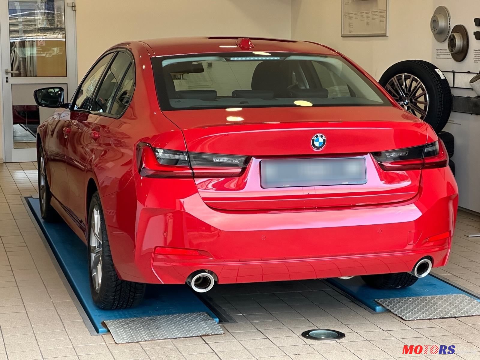 2023' BMW Serija 3 320I photo #3