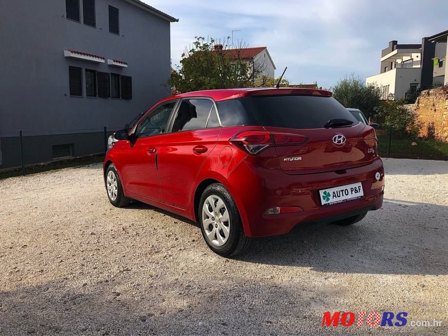 2016' Hyundai i20 1,25 photo #3