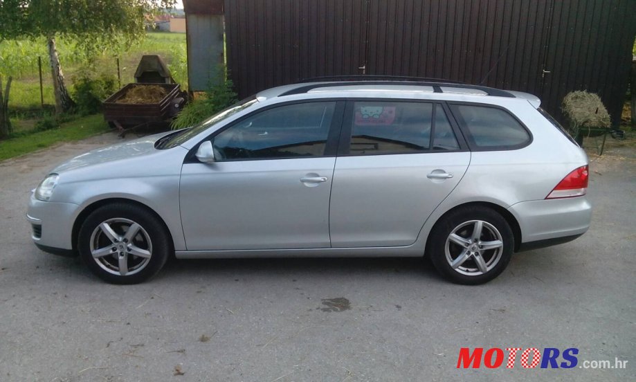 2008' Volkswagen Golf Variant photo #2