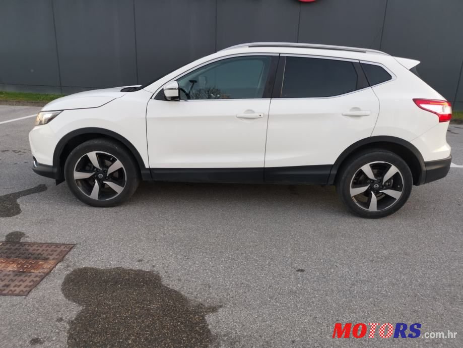 2014' Nissan Qashqai 1,5 Dci 360 photo #2
