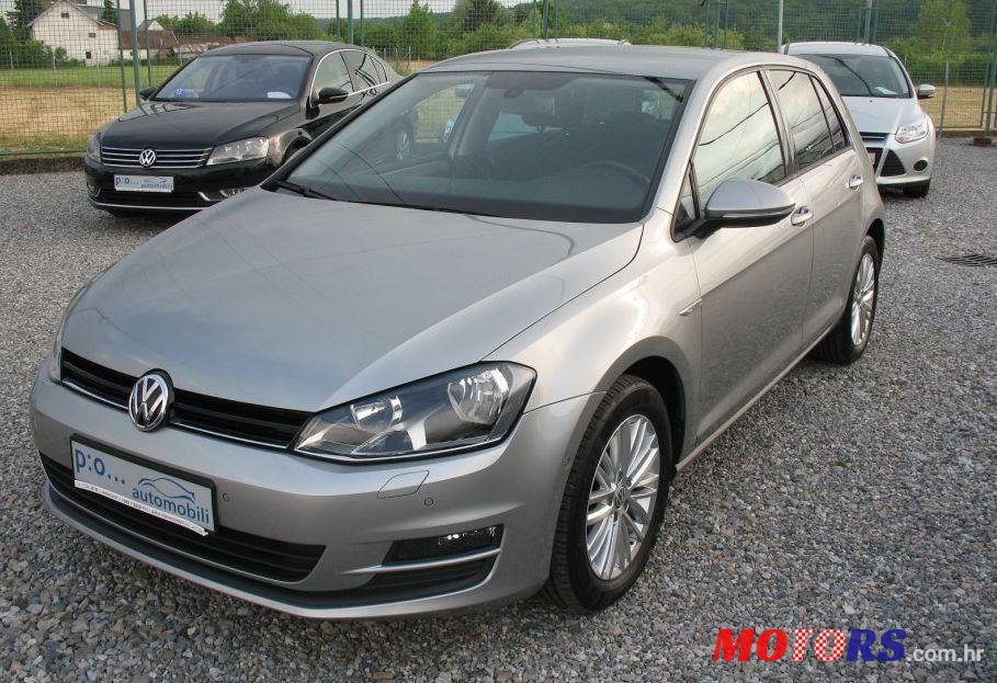 2014' Volkswagen Golf VII 1.6Tdi Comfortline photo #1
