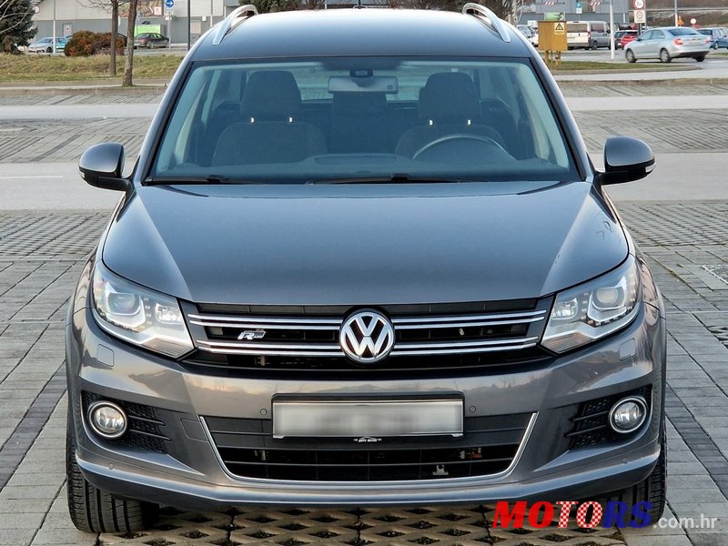 2013' Volkswagen Tiguan 2,0 Tdi Bmt photo #3