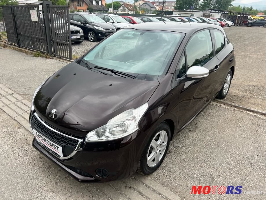 2012' Peugeot 208 1,6 E-Hdi photo #3