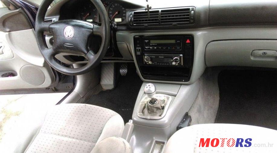 2000' Volkswagen Passat 1,9 Tdi photo #2