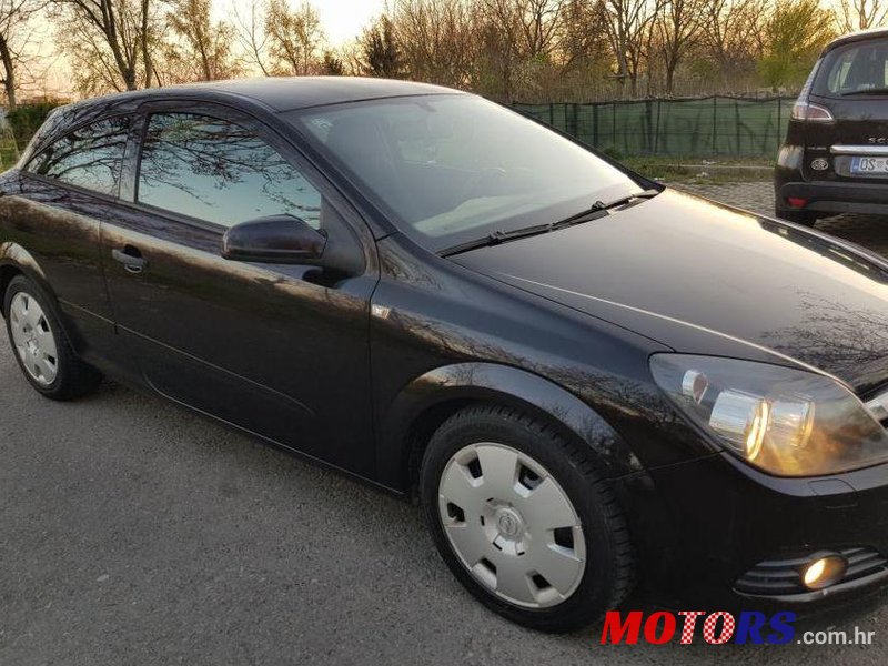 2006' Opel Astra Coupe 1.4 16V photo #1