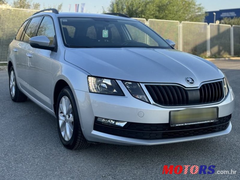 2017' Skoda Octavia Combi photo #4