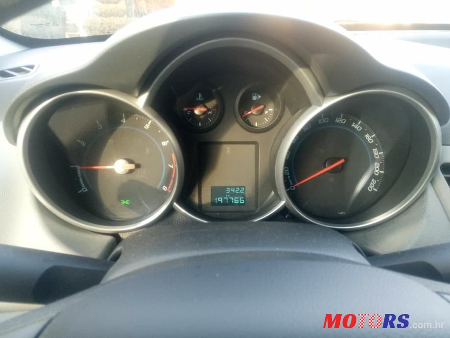 2009' Chevrolet Cruze 1,6 photo #4