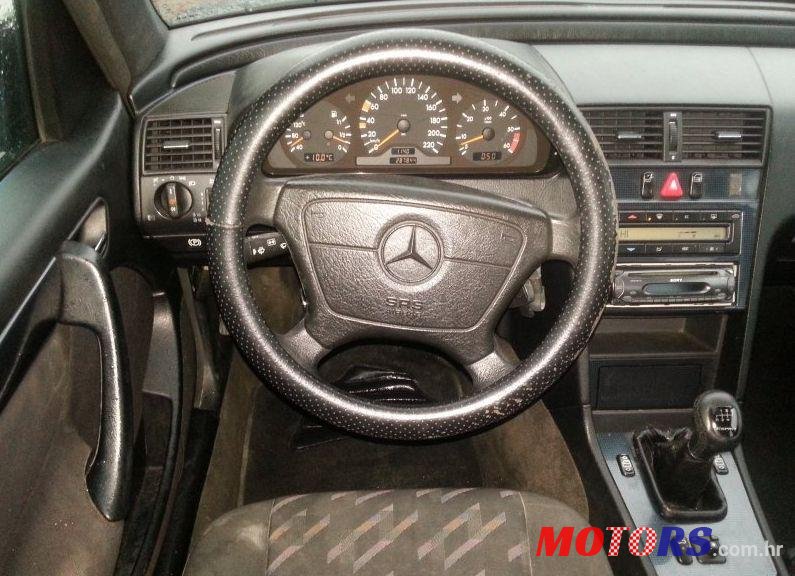 1997' Mercedes-Benz C-Class 220 D Classic photo #1