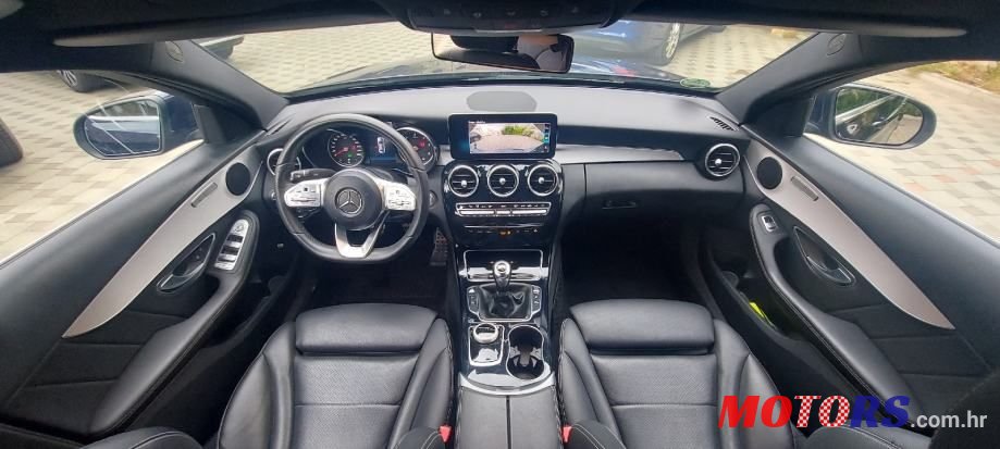 2019' Mercedes-Benz C-Klasa 180 D Amg photo #4