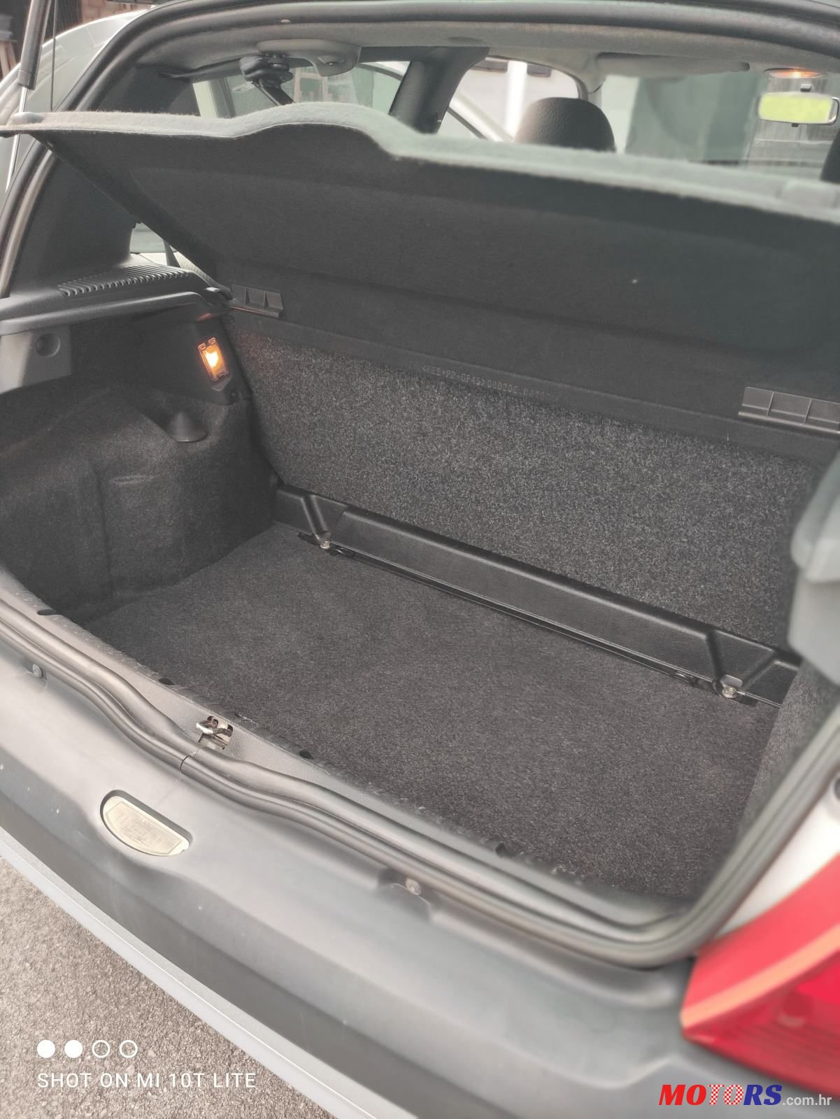 2004' Renault Clio 1,5 Dci photo #6