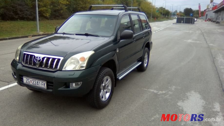 2005' Toyota Land Cruiser 3,0 D-4D photo #2