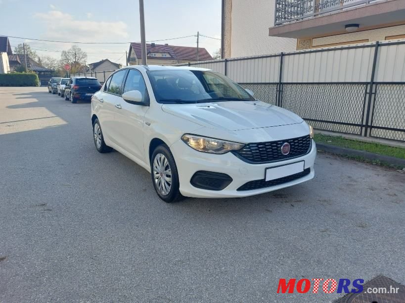 2016' Fiat Tipo photo #2