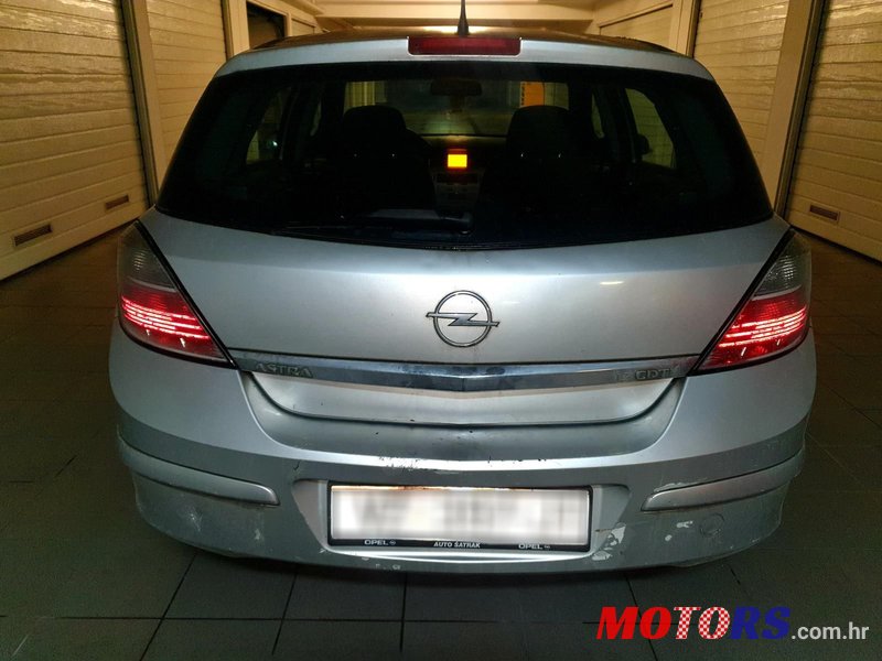 2008' Opel Astra 1,7 Cdti photo #5