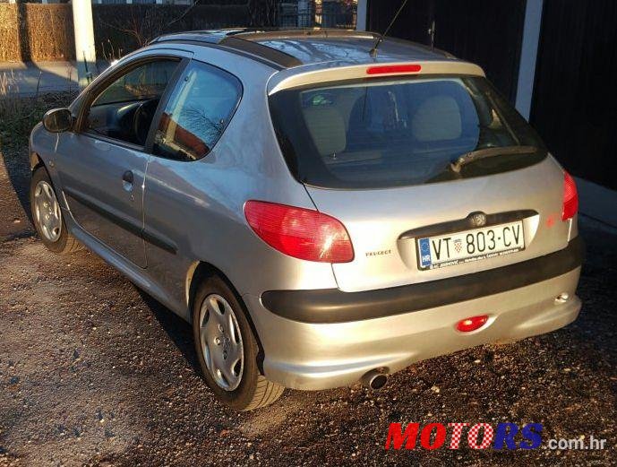 2004' Peugeot 206 206 1,4 Hdi photo #5