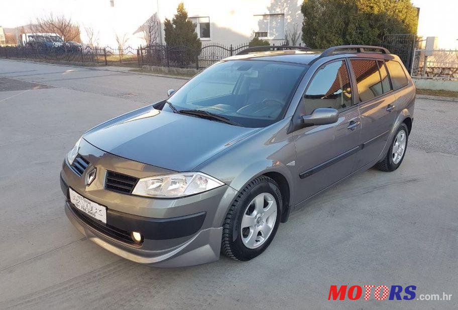 2005' Renault Megane Break 1.5 Dci photo #1