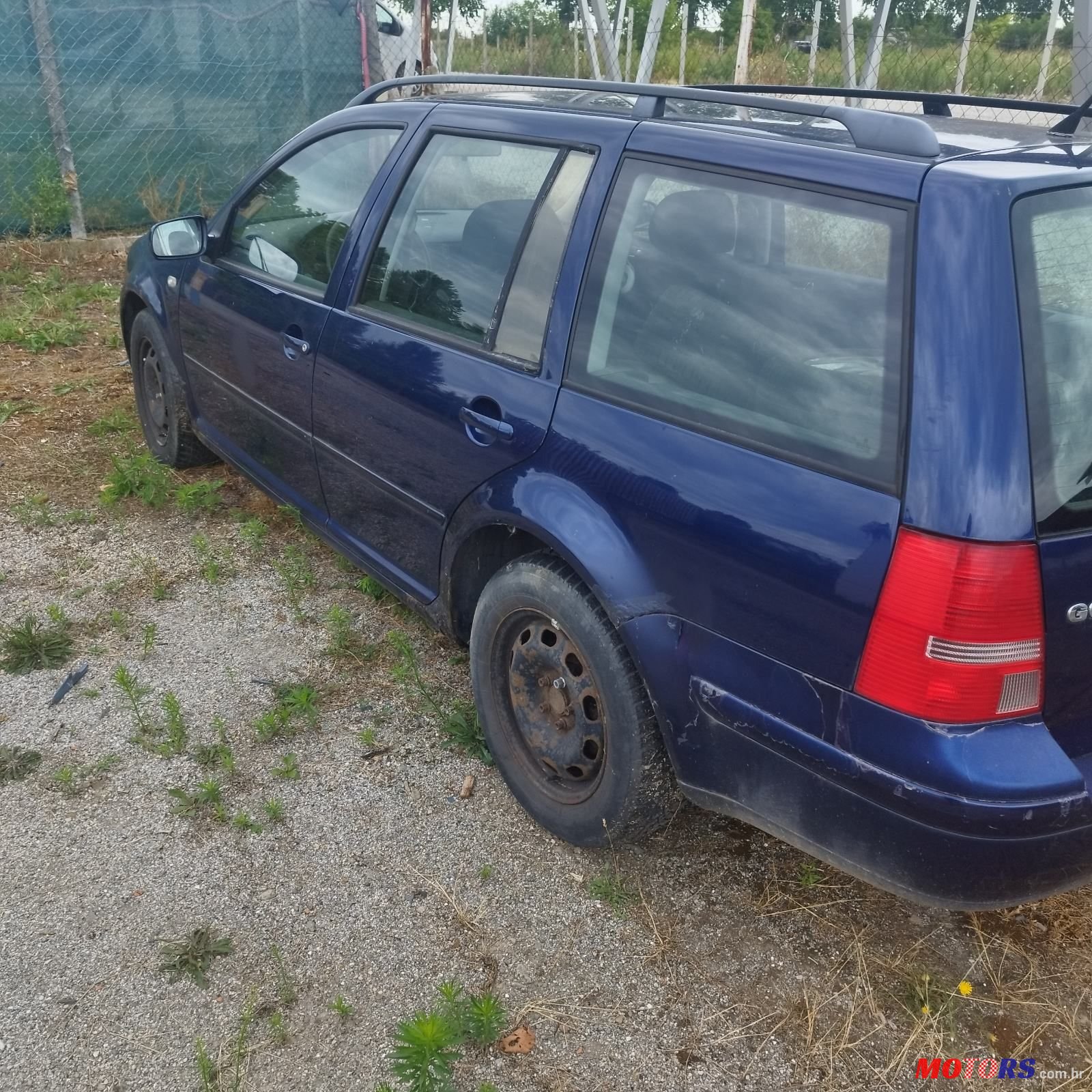 2004' Volkswagen Golf IV photo #3