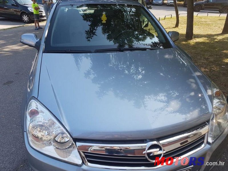 2008' Opel Astra 1,6 16V photo #2