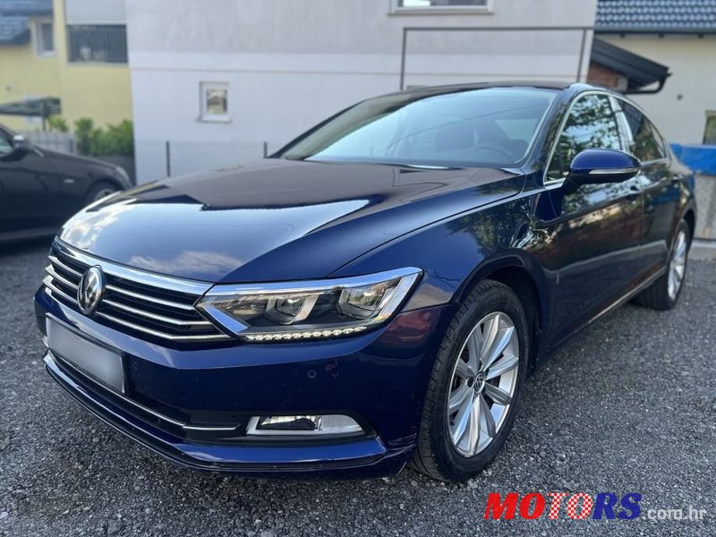 2015' Volkswagen Passat photo #3