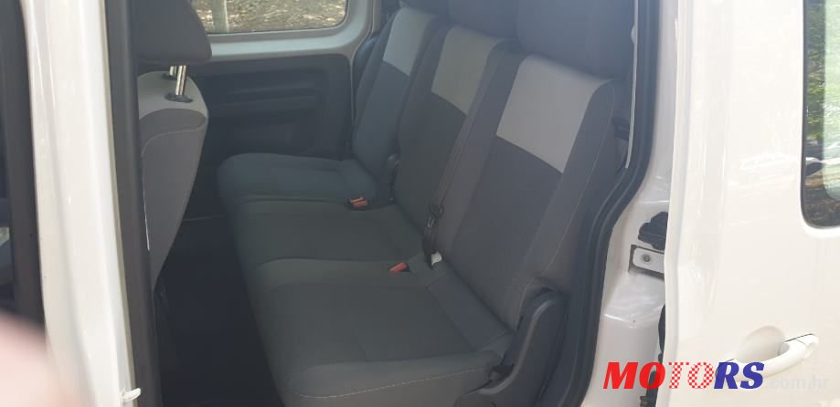 2012' Volkswagen Caddy photo #6