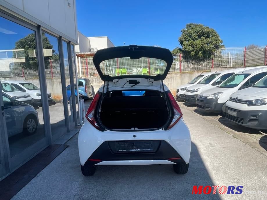 2019' Toyota Aygo 1,0 photo #5