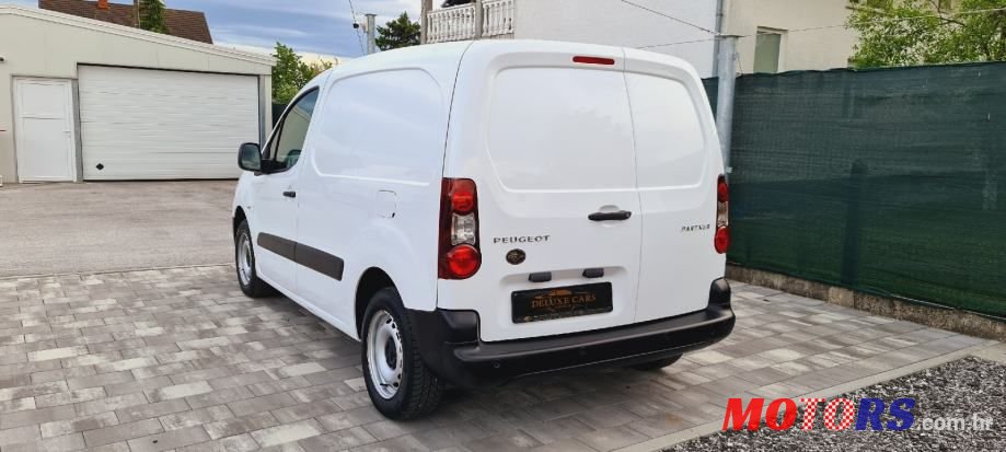 2017' Peugeot Partner photo #6