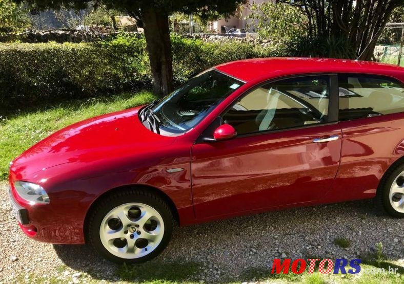 2009' Alfa Romeo 147 1,6 Ts 105 photo #2