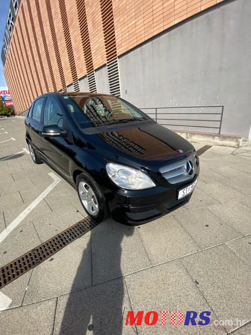 2011' Mercedes-Benz B-Klasa 180 Cdi photo #1