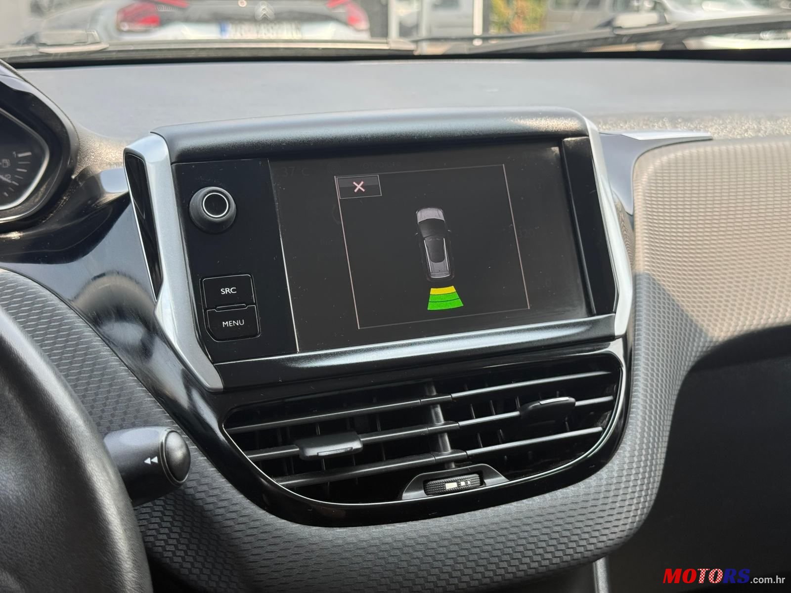 2015' Peugeot 2008 1,2 photo #4