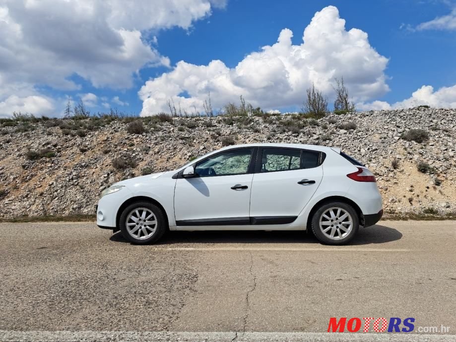 2009' Renault Megane 1,6 16V photo #3