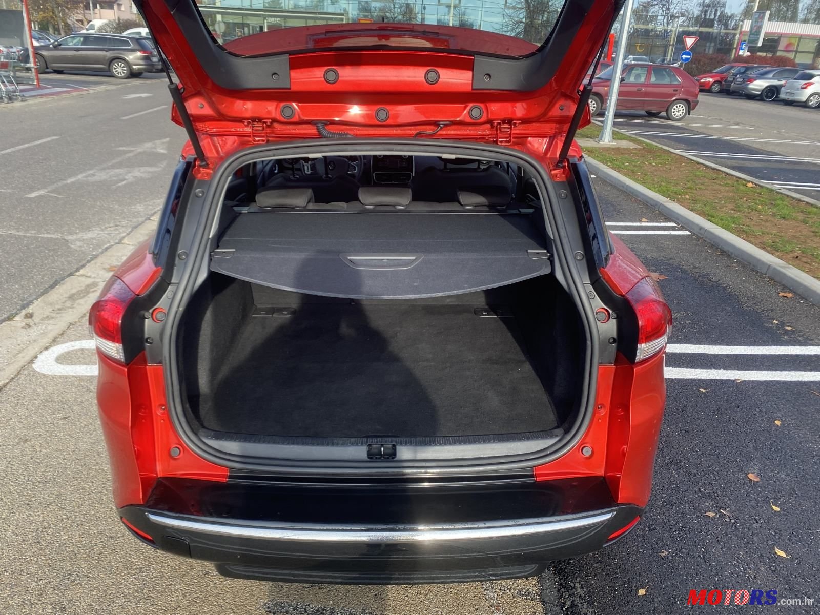 2020' Renault Clio Tce photo #3