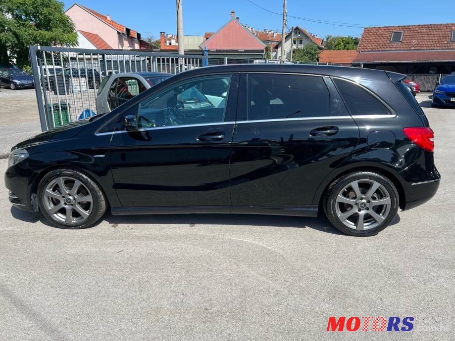 2012' Mercedes-Benz B-Klasa 200 Cdi photo #3