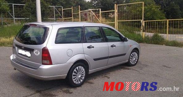 2000' Ford Focus Karavan photo #2