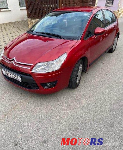 2011' Citroen C4 1,4 I 16V photo #1