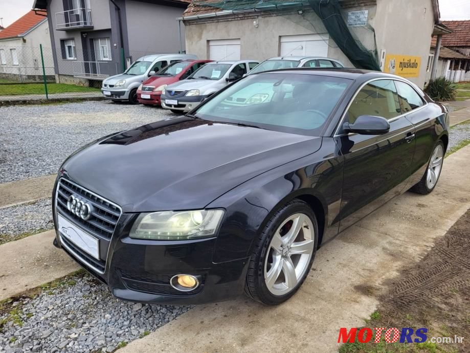 2011' Audi A5 2,0 Tdi photo #1