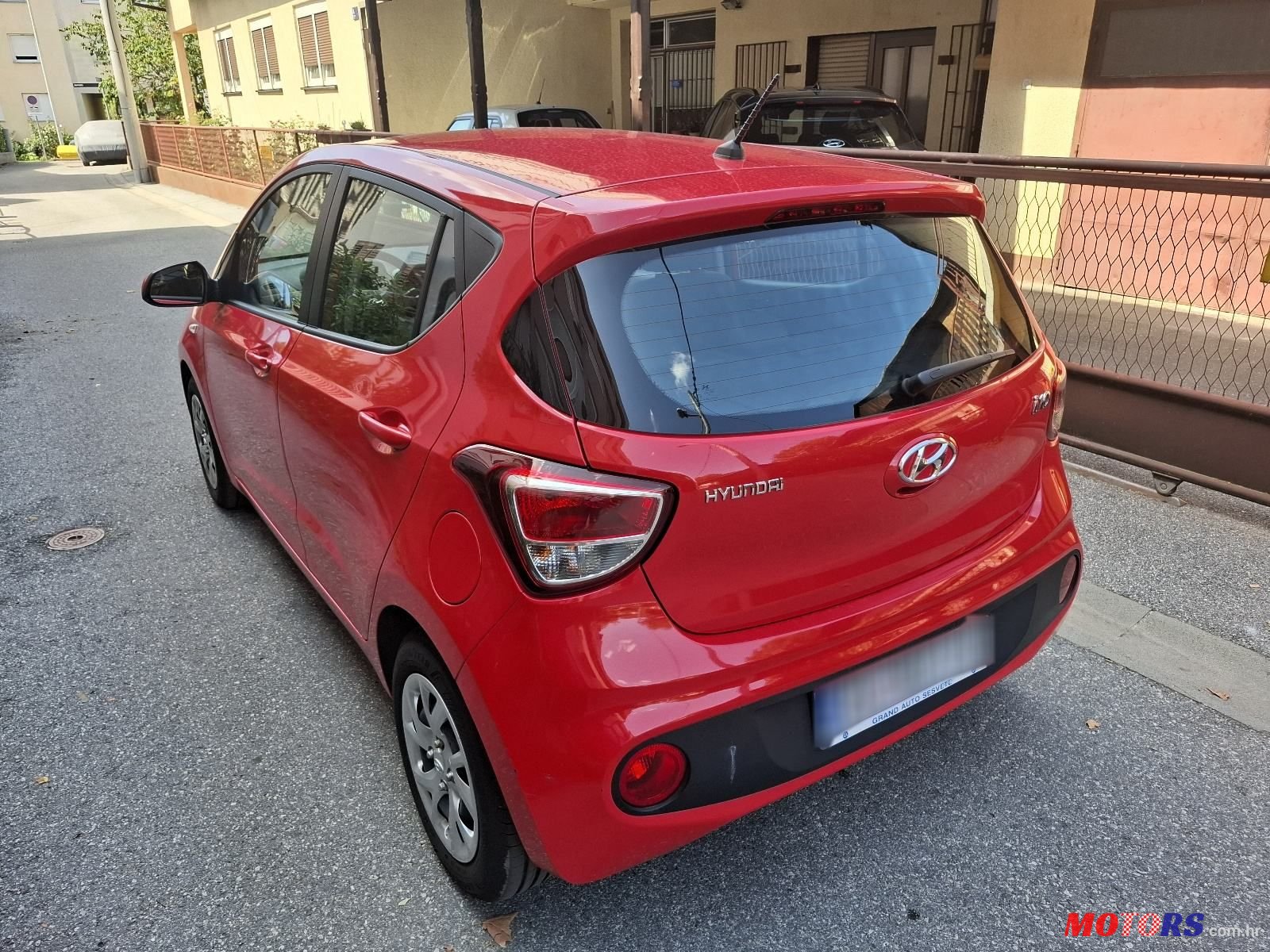 2019' Hyundai i10 1,0 photo #2