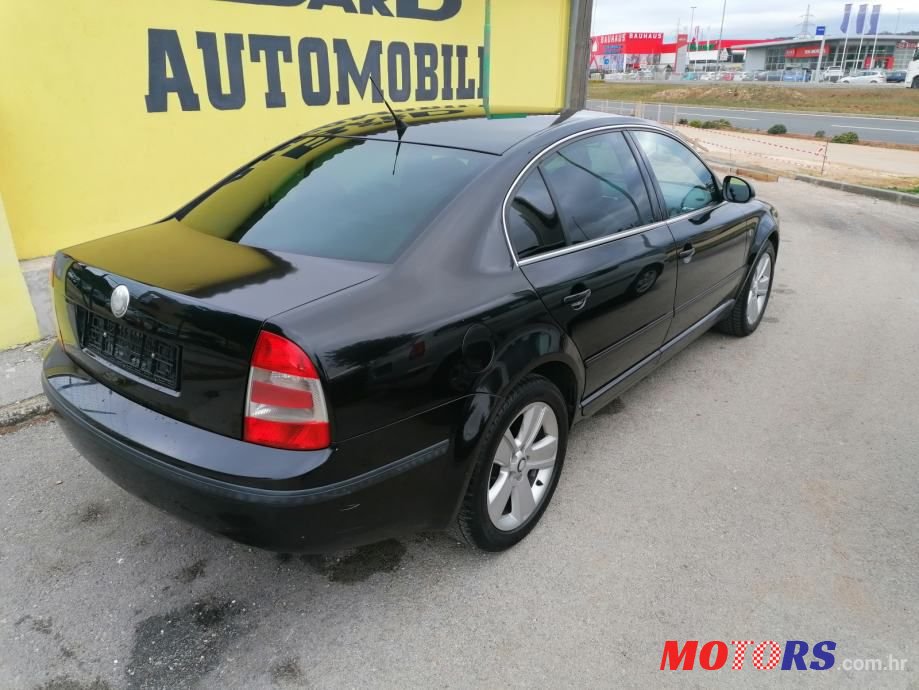 2007' Skoda Superb 2,0 Tdi Pd photo #3