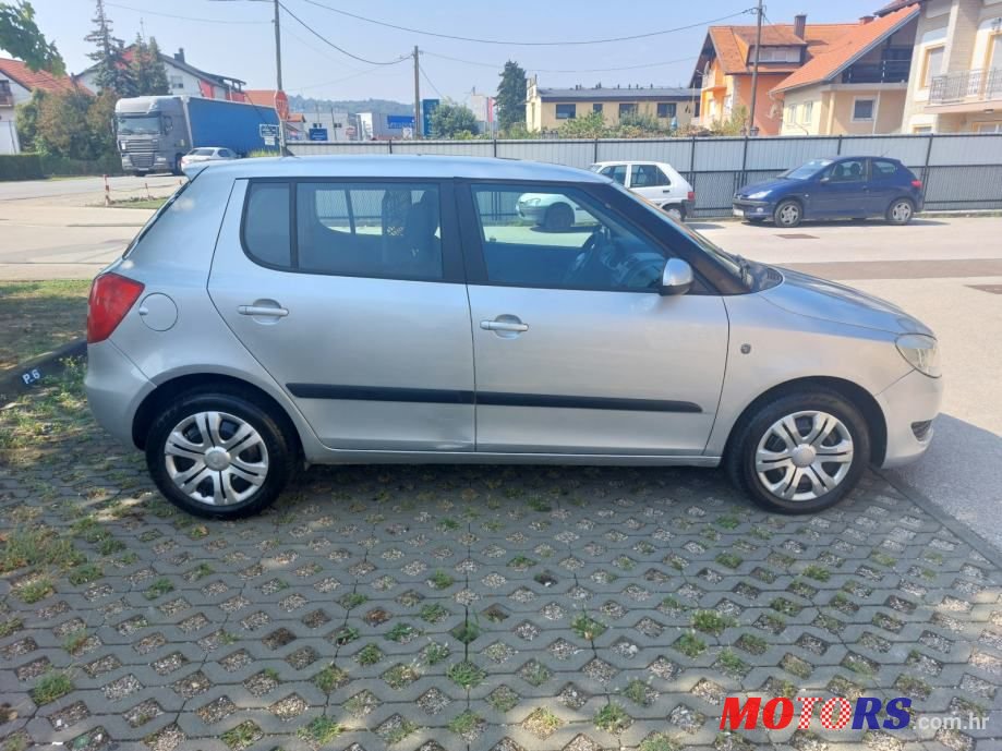 2010' Skoda Fabia 1,6 Tdi photo #5