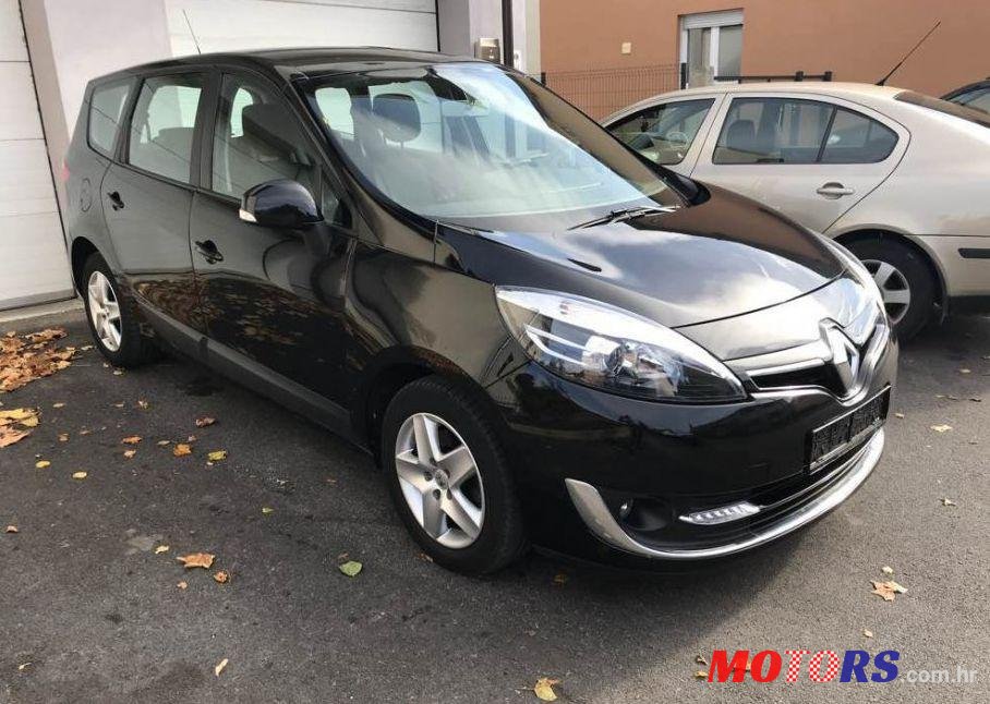 2013' Renault Scenic 1,5 Dci photo #1