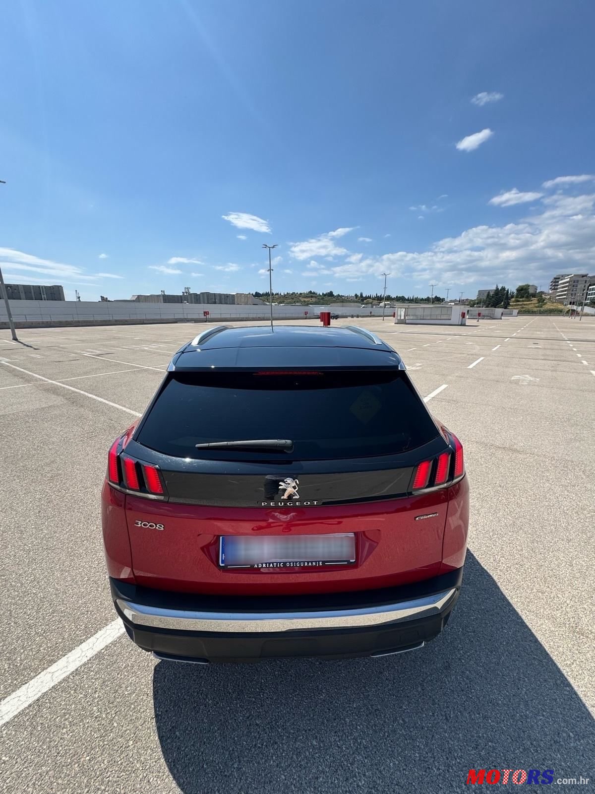 2020' Peugeot 3008 1,5 Bluehdi photo #5