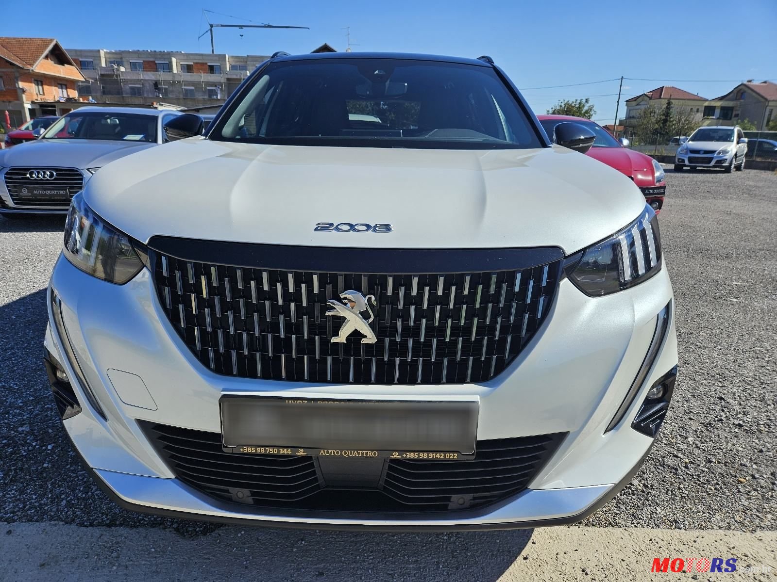 2022' Peugeot 2008 1,5 photo #2