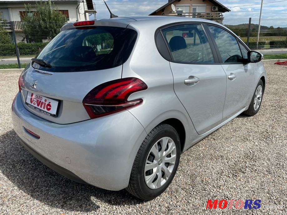 2017' Peugeot 208 1,6 Bluehdi photo #5